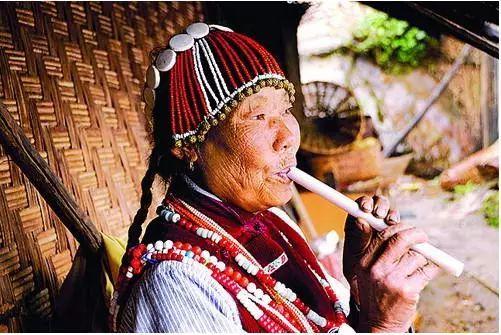 云南多少个民族(云南以什么族为主)