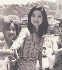 ​跟邓丽君最像的人(谁模仿邓丽君唱歌最像)