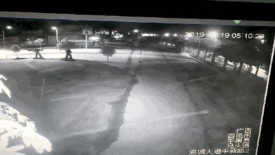 平果惨烈车祸后续:最年轻死者仅22岁,车主并非驾驶员