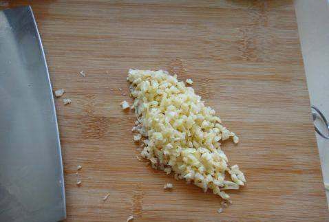 西兰花煮多久能熟,水煮西兰花要煮多久图8