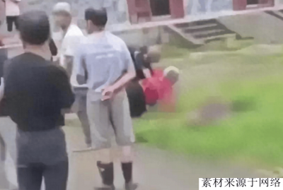 ​妻子家中出轨男邻居，丈夫带着亲弟弟暴打，小叔子：偷吃不找我？