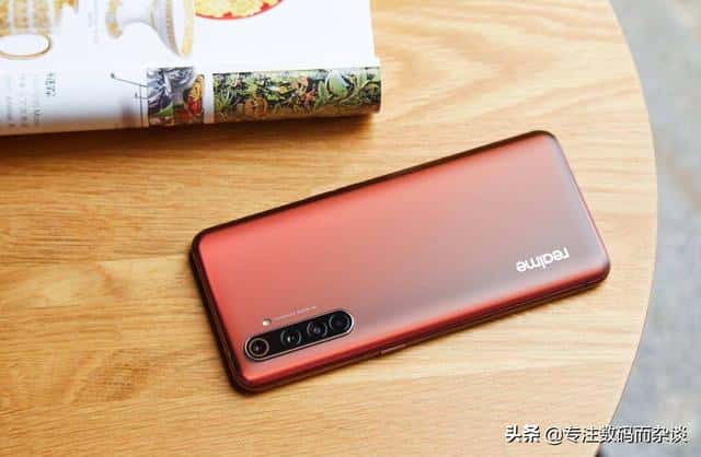 真我x50pro跟ace2哪个好（真我x50pro和ace2哪个好）