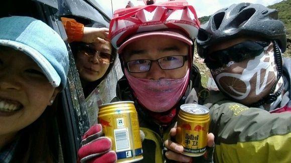 川藏线上，红牛和营养快线哪个最受欢迎？