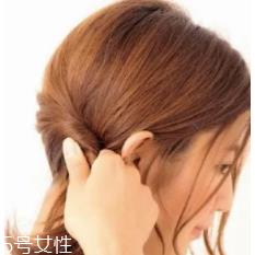 长脸适合什么样的烫发？大波浪长发温柔睿智