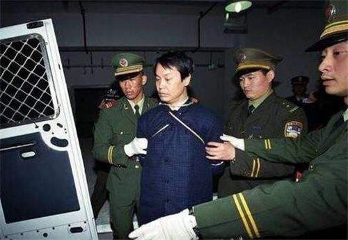 “世纪悍匪”张子强被枪毙22年，留下3大疑团，其中一个至今无解