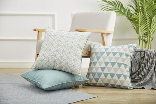 微笑着面对生活作文600字_微笑着面对生活作文议论文-第1张图片-