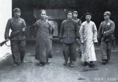 ​中国最大的邪教组织，拥有300万教徒，最后出动军队才将其铲除