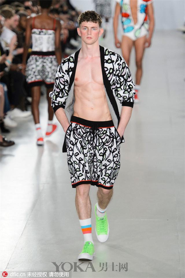 男装的衣服最流行了（男装秀9个品牌36套服装）(14)