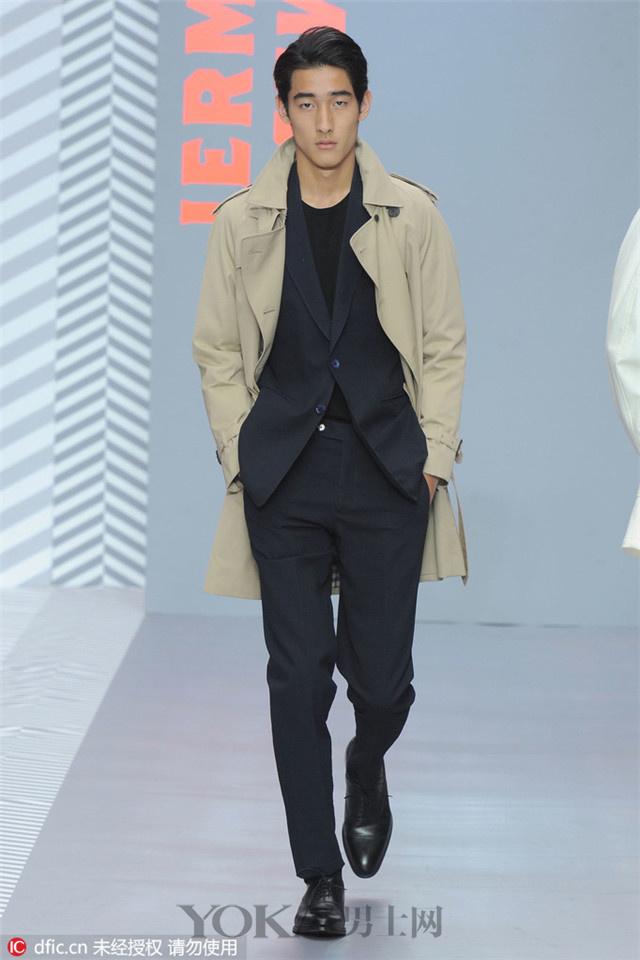 男装的衣服最流行了（男装秀9个品牌36套服装）(26)