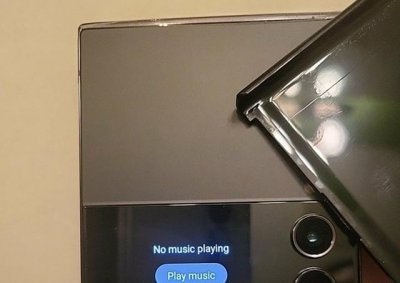 ​三星galaxy fold折叠屏手机评测（三星GalaxyZFlip）