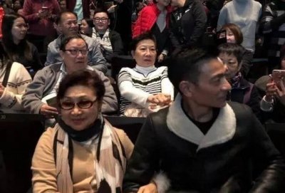 ​在她面前刘德华、张学友秒变粉丝，袁咏仪称做梦都没有想到