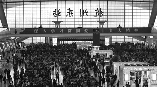 航拍杭州东站,“钱江潮”特色设计主题,华东最大高铁站之一