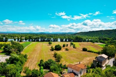 ​莎普蒂尔葡萄酒(莎普蒂尔酒庄lelele)