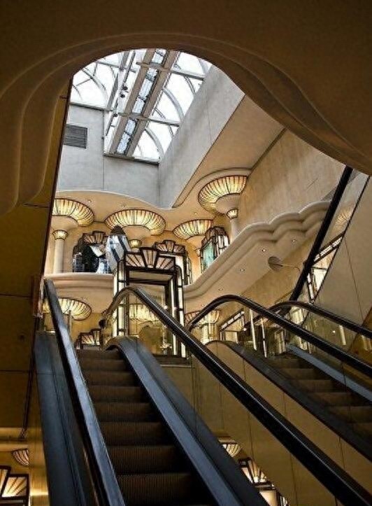 世界上最豪华的百货商店,奢侈品琳琅满目让你眼花缭乱