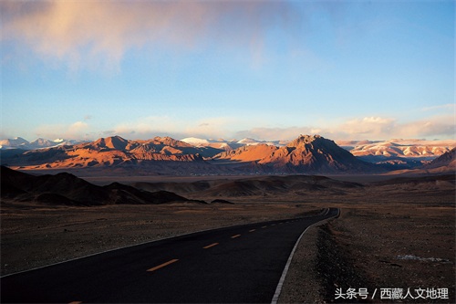 世界最高城市的城镇:狮泉河