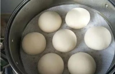 ​蒸馒头开锅后还要蒸多久,馒头要蒸多久才能蒸熟要蒸好长时间