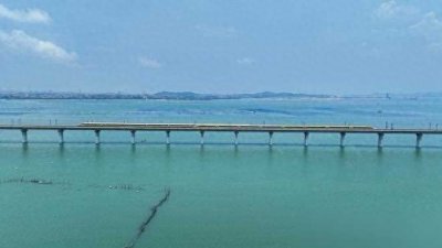 ​“世界最快”高铁列车预计2025年投入使用 京沪或2.5小时