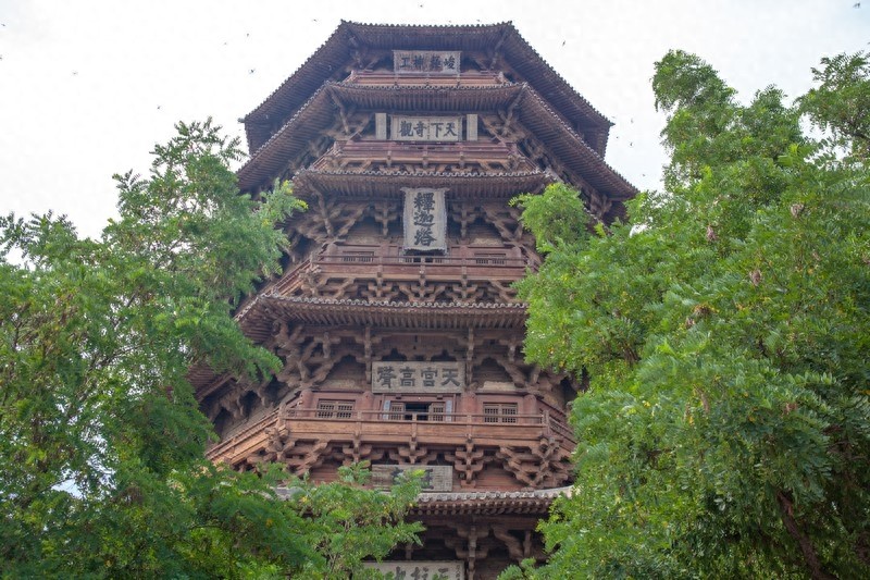 佛宫寺释迦塔，中国最高最古的一座木构塔式建筑，世界三大奇塔