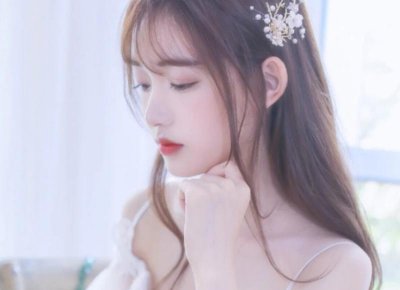 ​郑秀晶微博，krystal郑秀晶近期微博ins穿搭