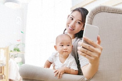 ​别再说宝妈没价值，这14种自由职业，让女性挣钱带娃两不误!