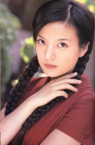 ​《情深深雨蒙蒙》，还记得“十九年”前的赵薇饰演的“依萍”吗？