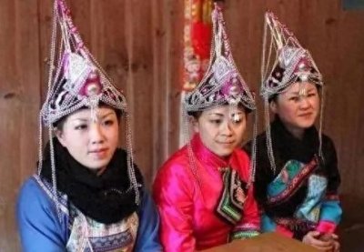 ​中国五十六个民族之畲族