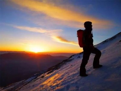 ​户外徒步知识，七字登山法，助你徒步大好河山