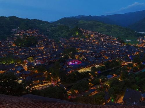 贵州西江千户苗寨旅游攻略详细，贵州西江千户苗寨坐高铁怎么去-第1张图片-