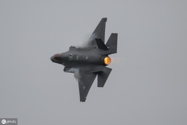 世界大型轰炸机排名（世界战斗轰炸机TOP10）(1)