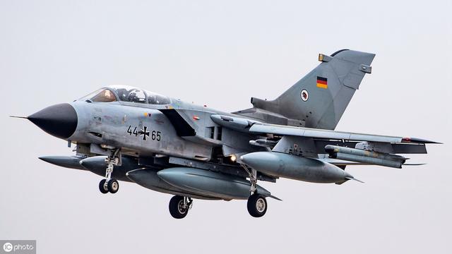 世界大型轰炸机排名（世界战斗轰炸机TOP10）(5)