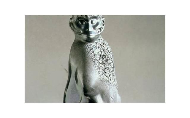 离婚时是否能够给子女分割财产