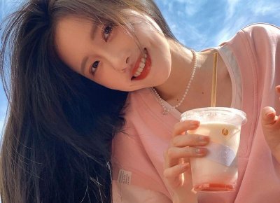 ​老人看电视，看到潘金莲给武大郎喂药，激动大喊：喝不得，喝不得