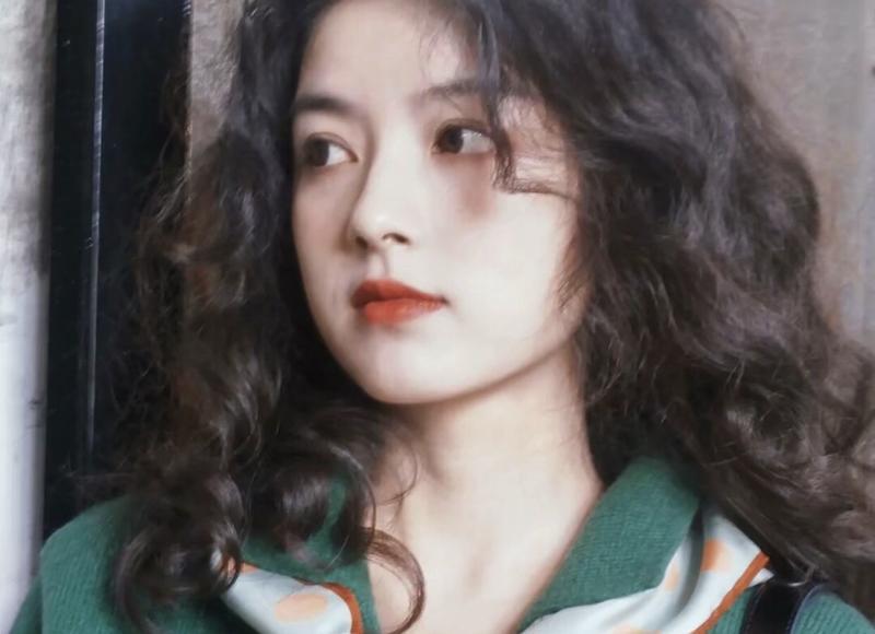 我做小三是因为我对他动了真情，求骂醒！