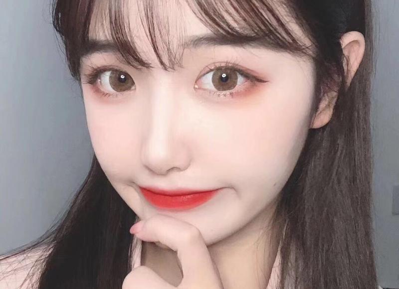 新娘礼服发型搭配,完美婚礼造型指南