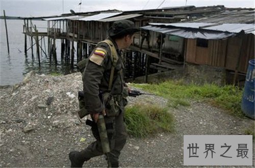 美国十大最危险城市，走在大街上小心挨打