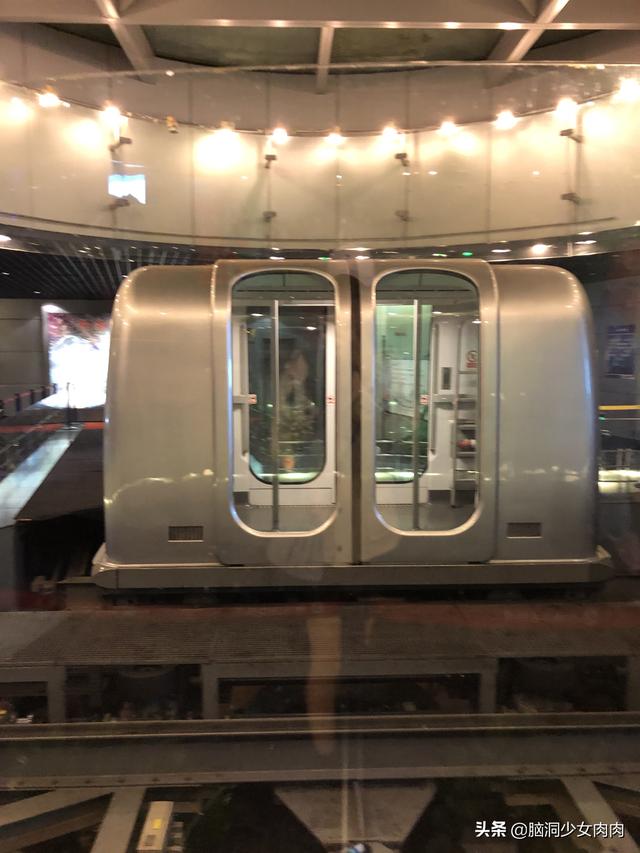 外滩观光隧道主要游览（上海外滩观光隧道）(4)