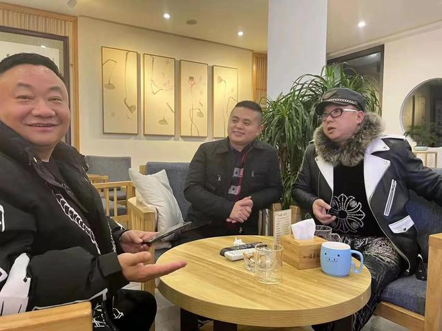 巴蜀一品麻辣香锅烤鱼品牌创始人（成都著名企业家楠岸缘餐饮集团董事长波哥生日宴泡菜哥欢喜哥加盟）(9)