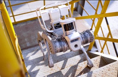 ​托马斯全旋、侧空翻、当坐骑 机器狗宛如“特种兵”？｜科技有狠活