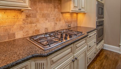 ​煤气罐关闭状态下有味