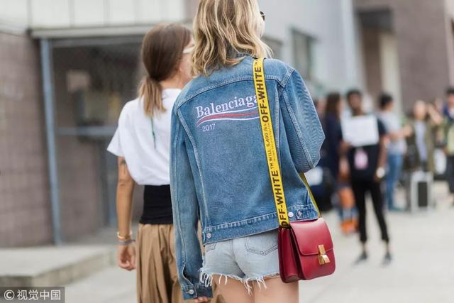 你一定不能错过的牛仔外套（今年好看的牛仔外套怎么这么多）(52)