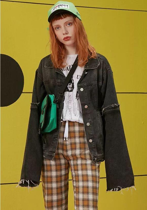 你一定不能错过的牛仔外套（今年好看的牛仔外套怎么这么多）(68)