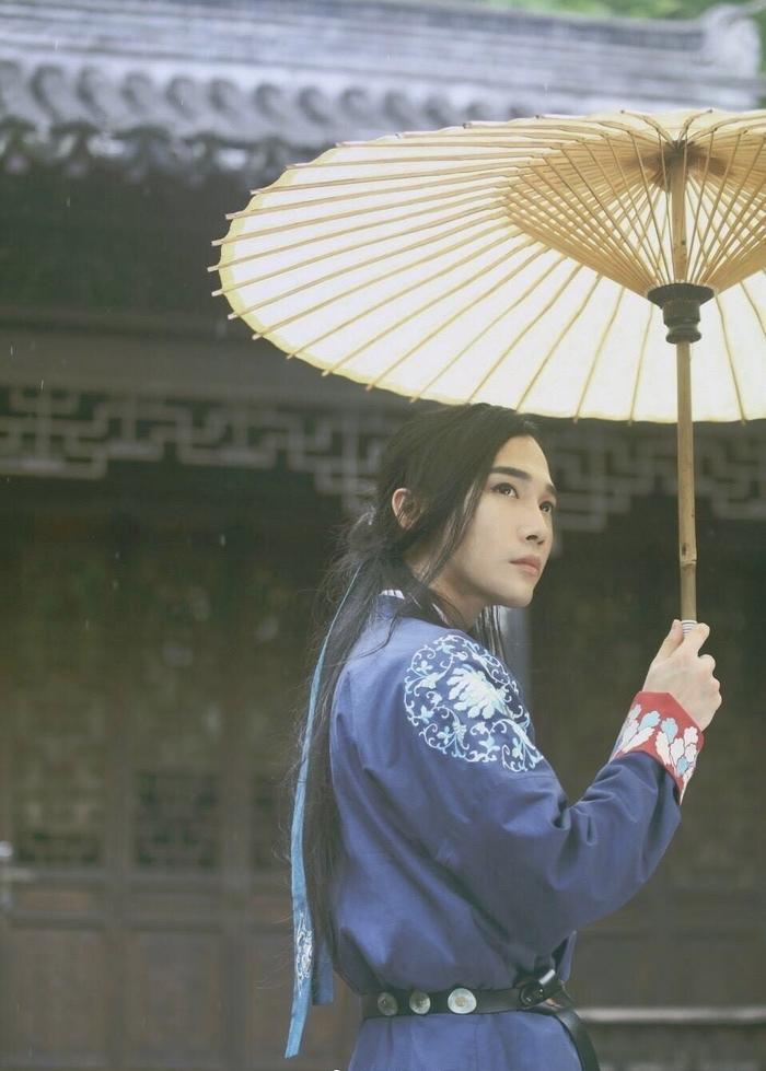 “直男扳手”俊哲迪迪和黄山在一起了,果然帅哥都被“掰弯”了