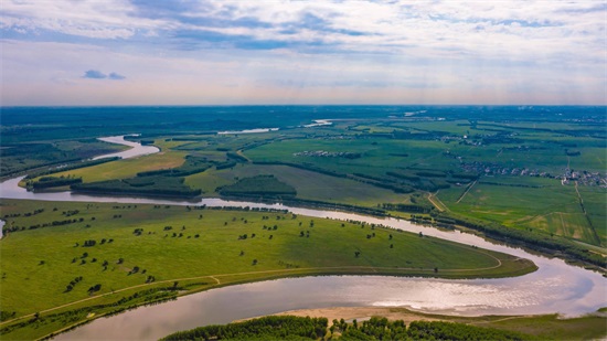辽宁省所在的地形区是什么（辽宁面积多少万平方公里）