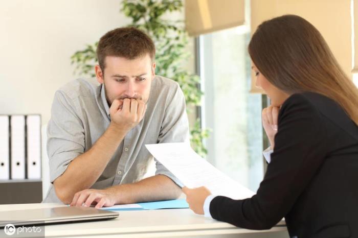 自荐材料范文（求职自荐信格式范文）