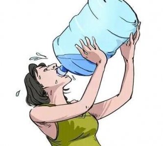 ​饭后喝水有助于减肥吗(喝水加快新陈代谢)