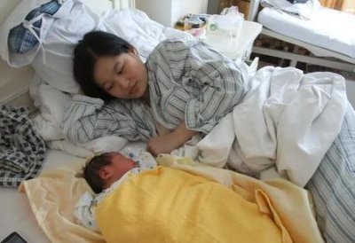 ​生过孩子的女人是不是老得快(女人生完孩子变老原因)