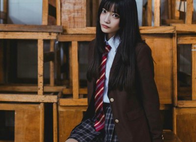 ​无纺布喜字用什么粘上墙