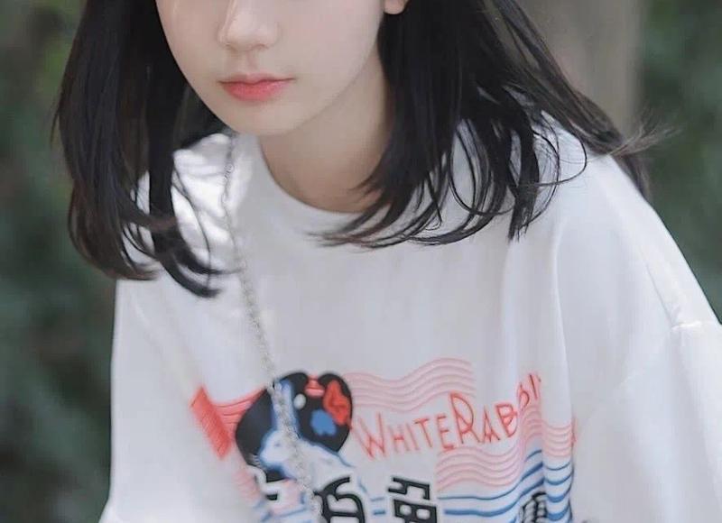 戒指戴在中指是什么意思 有什么讲究