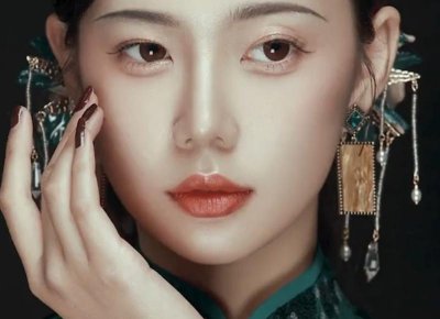 ​两个校花被校长双伦