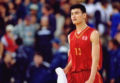 ​这双不到400的顶级中锋鞋，堪称国货之光